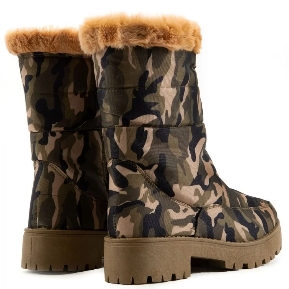 The Wild  Puffer Mid Boots